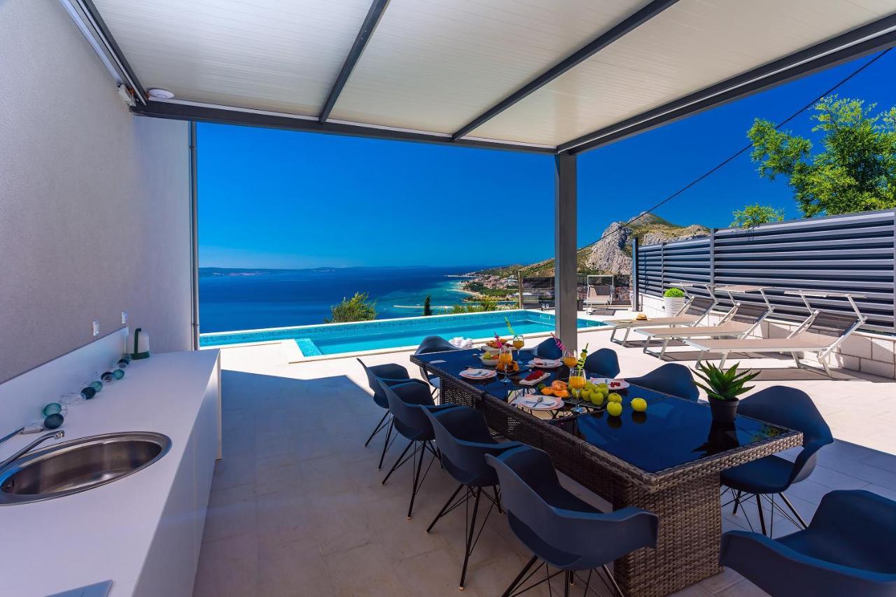 Villa Belvedere With Heated Pool, Billiards, Media Room, Sea Views,10 Pax Omiš Eksteriør bilde